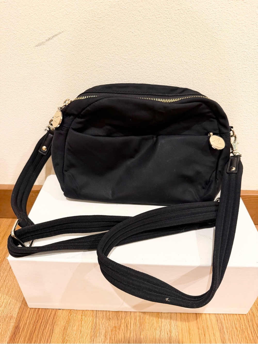 lo and sons crossbody nouvelle Bag